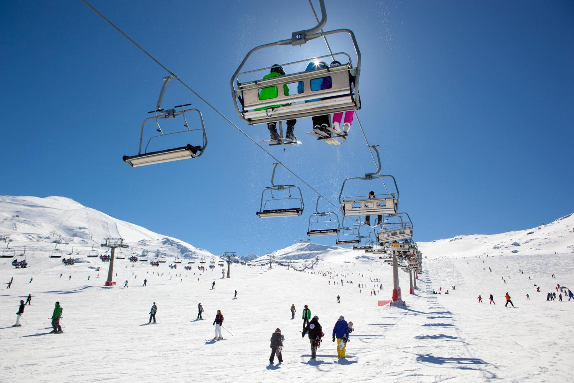 Vista Nevada Ski Lodge Sierra Nevada Bagian luar foto
